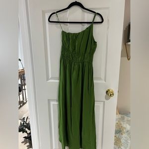 One shoulder dress